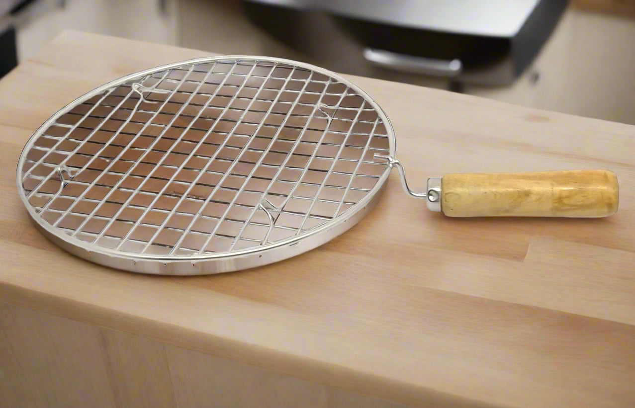 Stainless Steel Round Grill Roaster with Wooden Handle – Set of 2pcs.