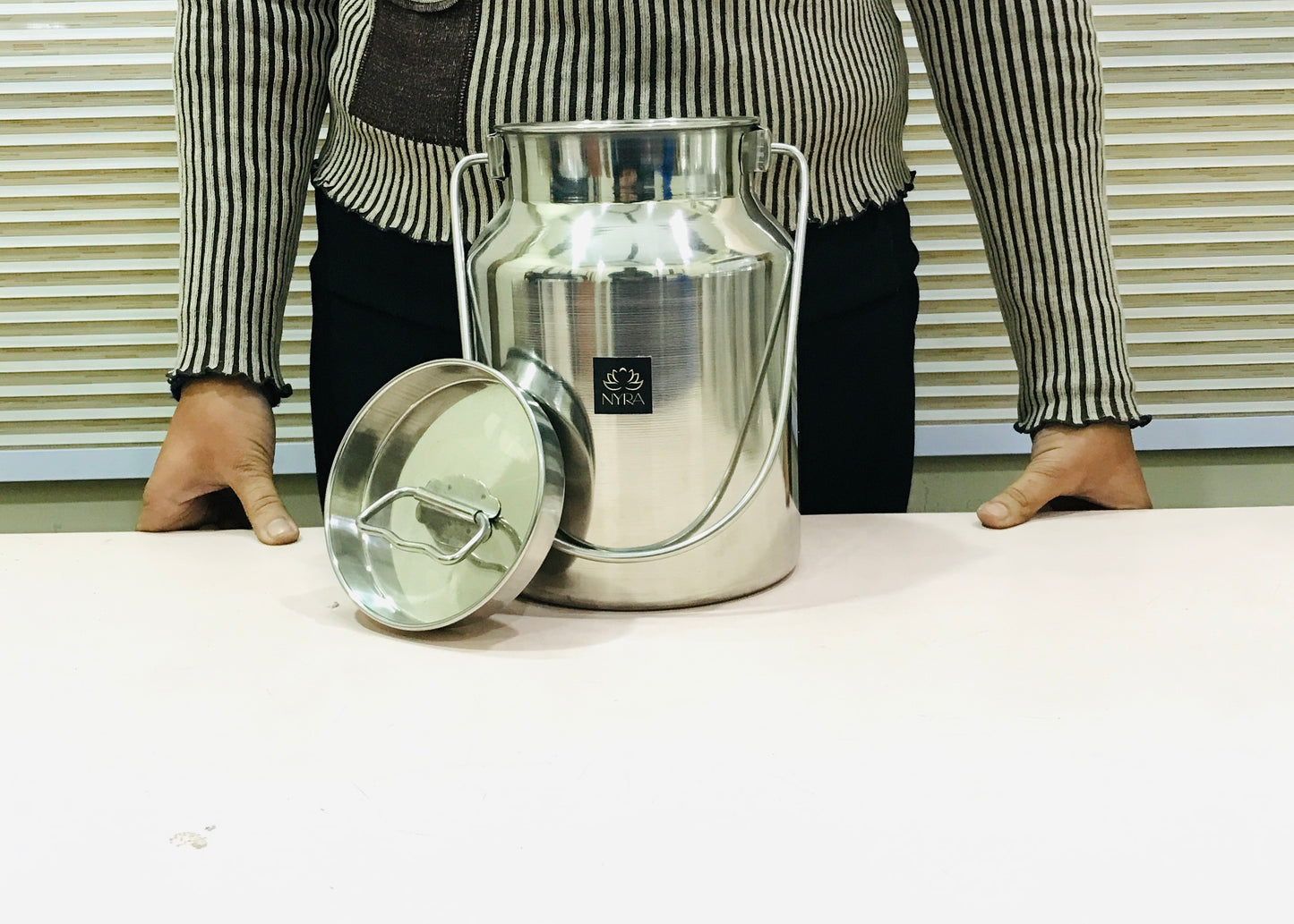 Premium Stainless Steel Milk & Oil Container with Lid – Durable Storage Solution - 6 Sizes