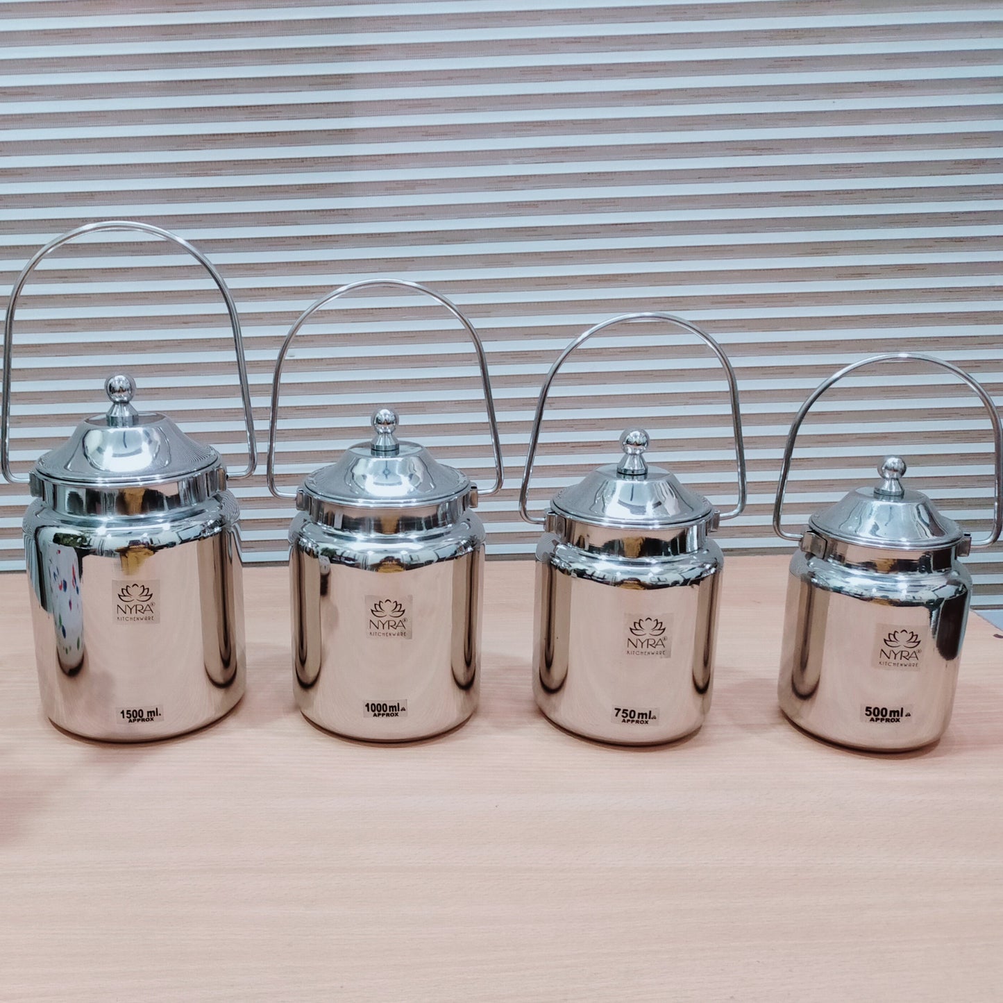 Stainless Steel Barni Milk Pot/Dolchi with Lid