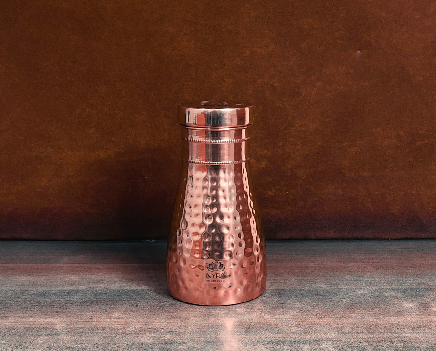 copper hand hammerd design bottle