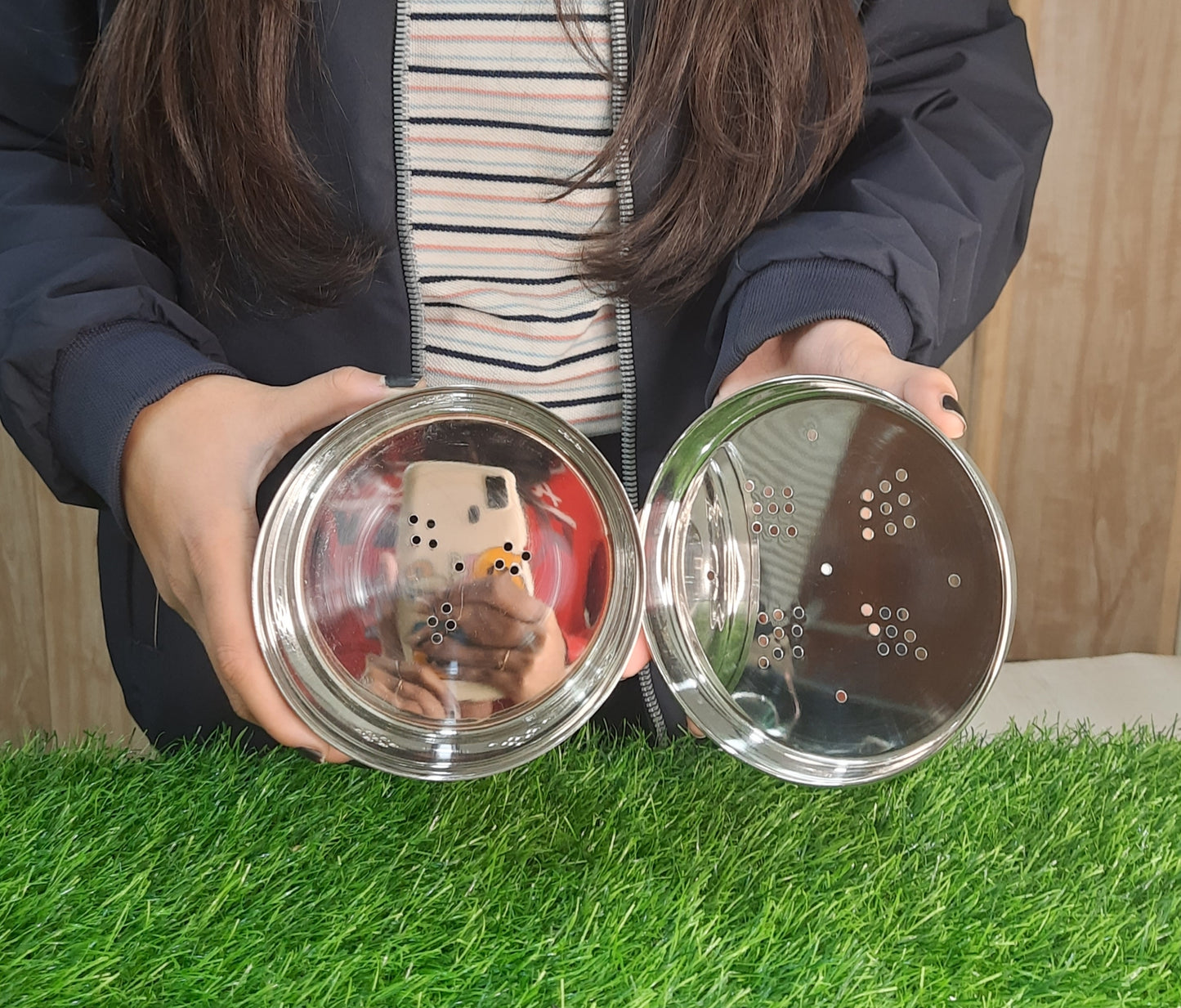 Stainless Steel Coriander Storage Box with Air Ventilation Holes