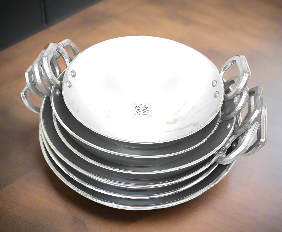 different sizes of aluminium kadhai