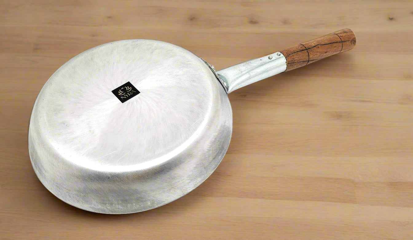 Iron Chinese Fry Pan with Wooden Handle - 4 Sizes