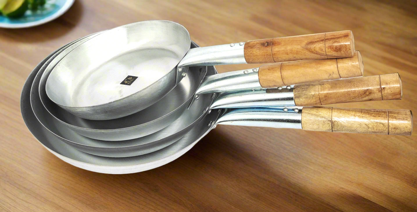 Iron Chinese Fry Pan with Wooden Handle - 4 Sizes