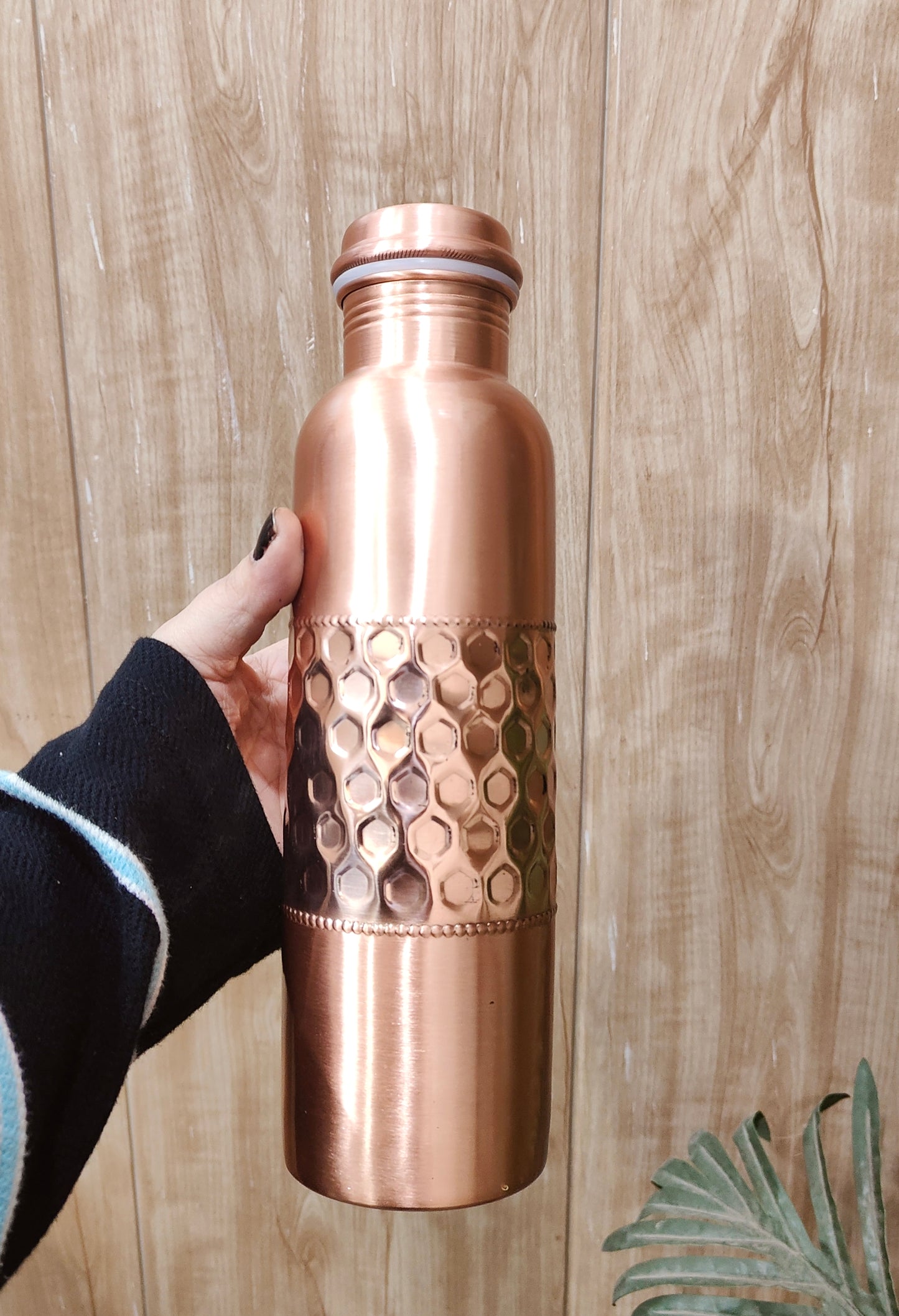 Pure Hammered Copper Water Bottle | Leak Proof, Eco-Friendly & Matte finish Tamba Drinkware