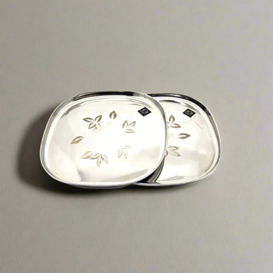 Elegant Stainless Steel Quarter Plates Set - Glossy Finish & Laser Design