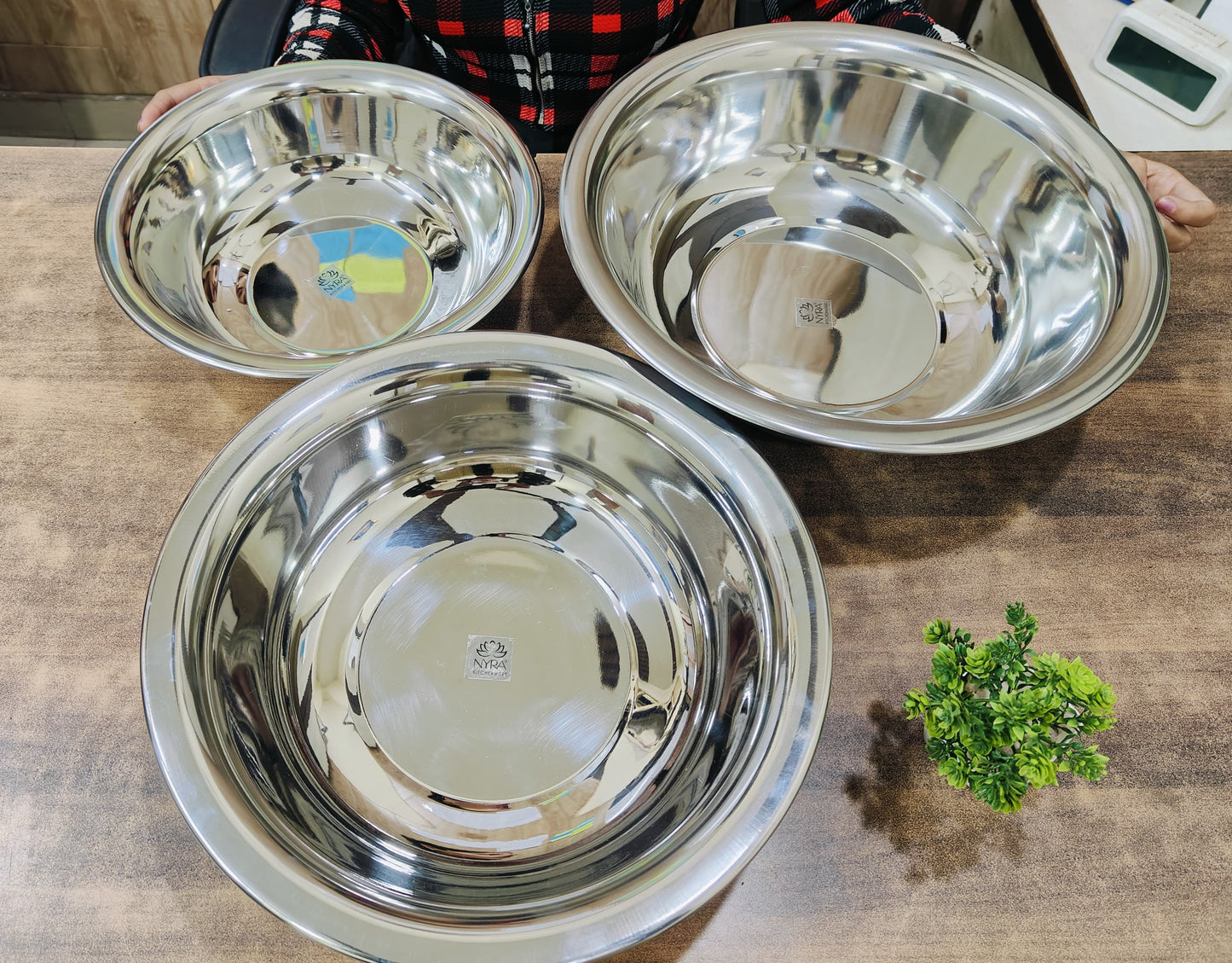 Stainless Steel Modern Plain Multipurpose Mixing Bowl | Glossy finish Deep Bowl for Kneading Dough, Whisking Mixes