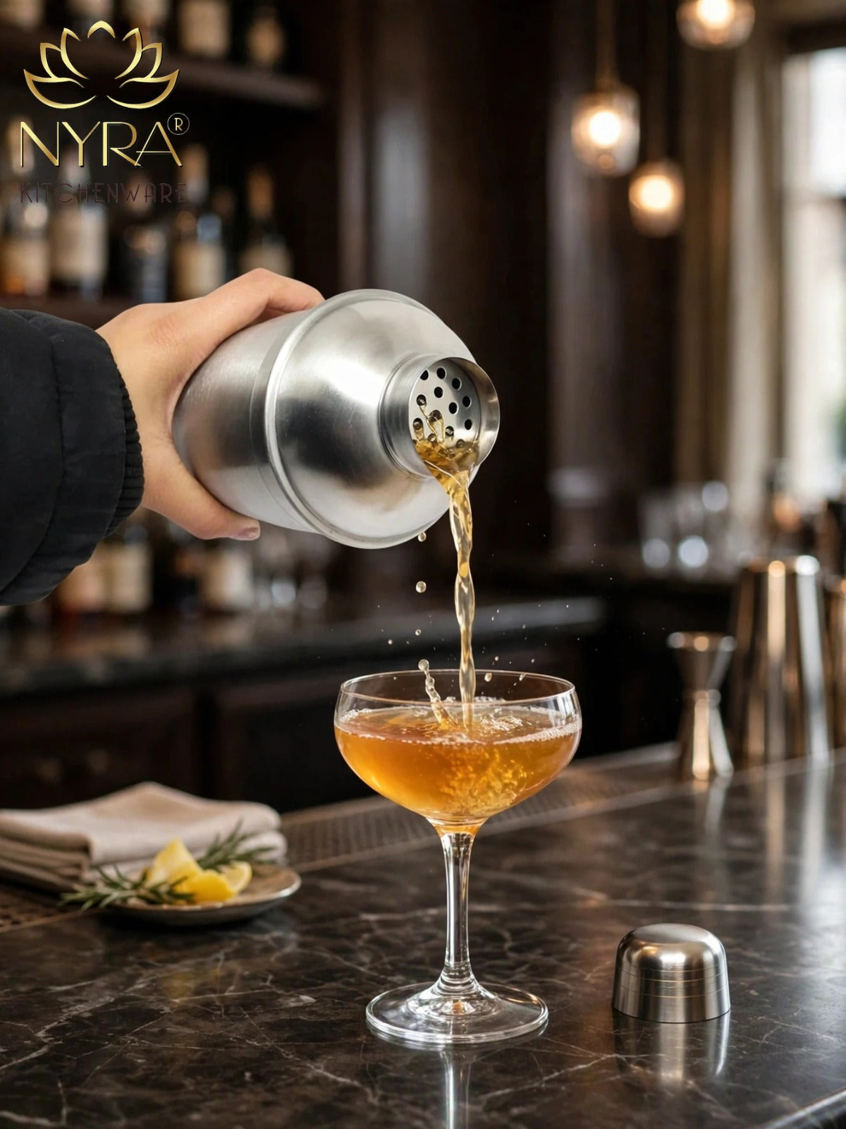 Stainless Steel Cocktail Shaker | Classic Bar Tool for Mixing Drinks, Mocktails & Cocktails |