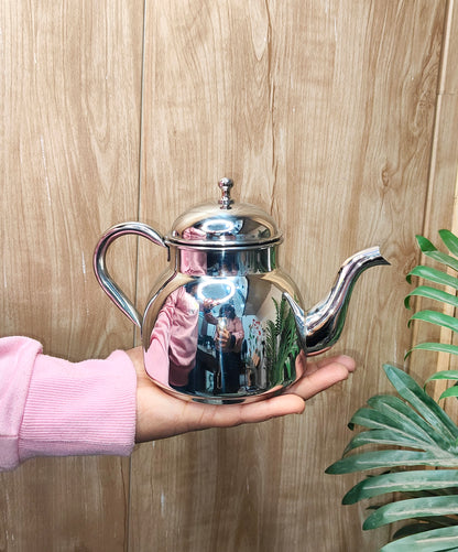 Stainless Steel Tea Pot/Tea Kettle with Mirror Finish – Durable and Elegant Silver Tea Pot for Modern Kitchens