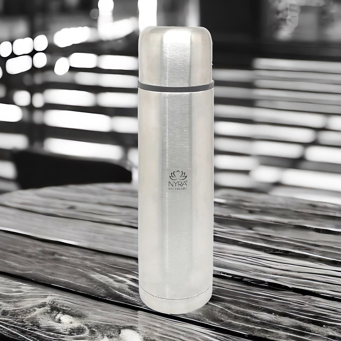 Stainless Steel Insulated Water Bottle with Flip/Push Button Lid